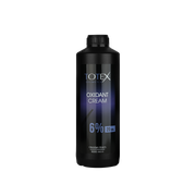 Oxidant pentru vopsea Totex Oxidant Cream 6% de la Olimpstore, flacon negru cu capac negru, etichetă cu degrade mov-albastru.